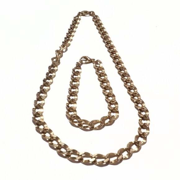 Vintage Gold Tone Chunky Chain Link Necklace & Bracelet Set Demi Parure - Picture 5 of 5